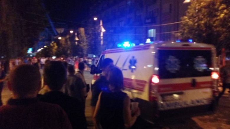 Panik në qendër të Prishtinës: Në “BeerFest” u dëgjuan të shtëna me armë (Video)
