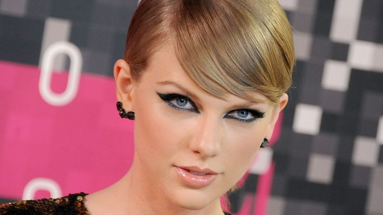 Taylor Swift, ylli më i paguar në botë sipas ‘Forbes’