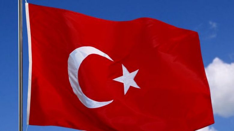 Austria ndalon vendosjen e flamurit turk në ballkone