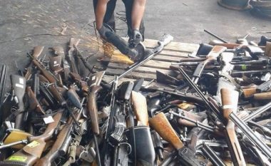 Shkatërrohen mbi 2 mijë armë të konfiskuara