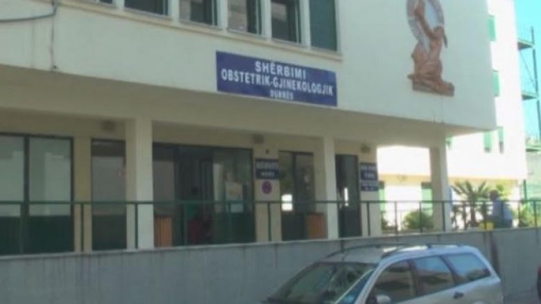 Durrës, foshnja lind pa gjuhë, prindërit apel për ndihmë