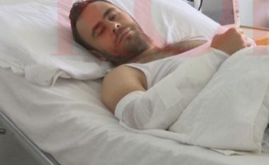 Sukses i madh në QKUK: Pacientit i ngjitet krahu i amputuar (Video)