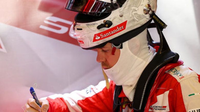 Vettel humb durimin, mendon largimin nga Ferrari