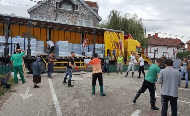 Shtabi i emergjencës në Hasanbeg ndërpret pranimin e ndihmave