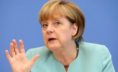 Merkel: E papranueshme që vendet evropiane të refuzojnë refugjatët myslimanë