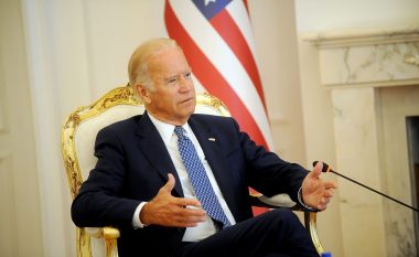 Analistët: Qeverisë dhe politikanëve, Biden ua dha kritikat më të rënda