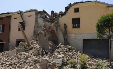 Tërmeti në Itali, ambasada shqiptare vë në dispozicion një numër emergjence