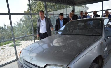 Në Kleçkë, ekspozohet vetura e Komandant Kumanovës