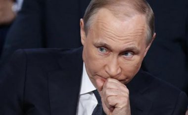 Ish-zyrtari i CIA-s: Trump, një agjent i pavullnetshëm i Putinit