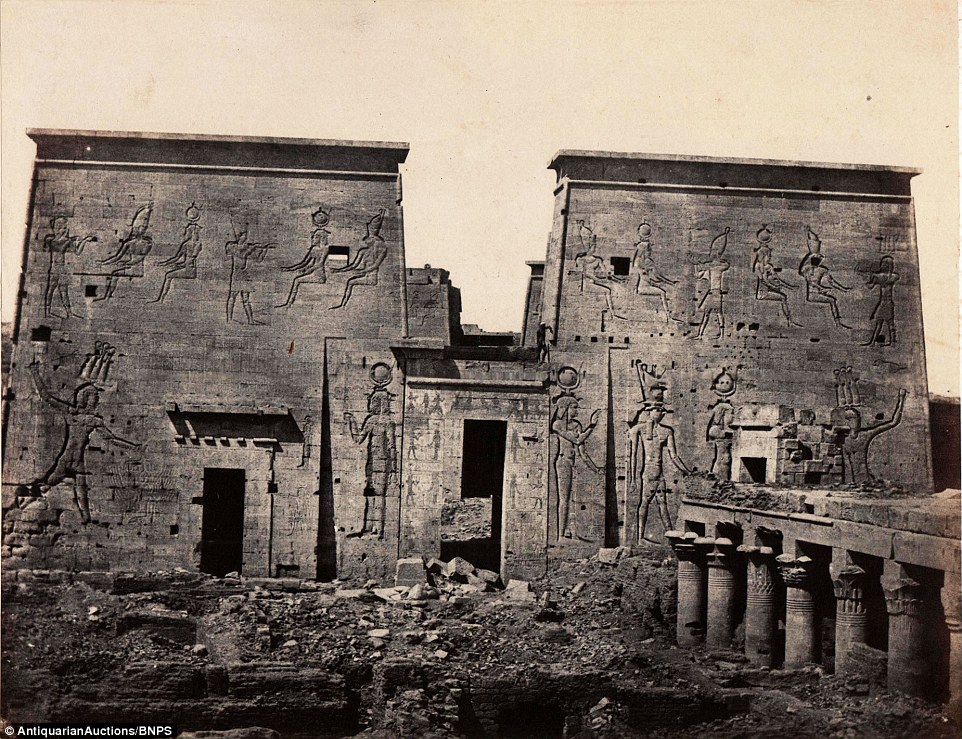 Del në shitje koleksioni i rrallë i fotografive turistike qe jane bere ne Egjipt para 170 vitesh foto 7