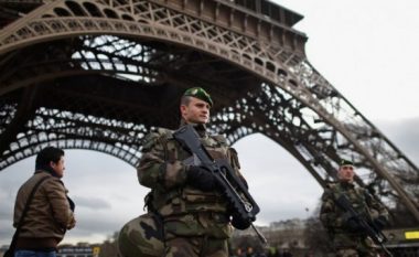 Franca i mbyllë rreth 20 xhami që nxisnin urrejtje