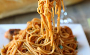 Receta më e thjeshtë: Spageta të shijshme për vetëm 20 minuta
