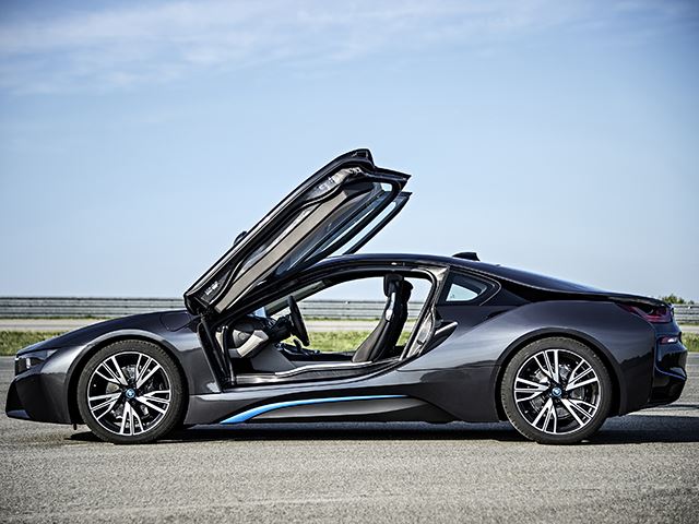 Modeli i ri i8 nga BMW pritet te jete nje makine shume e fuqishme foto 3