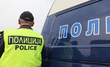 Policia e Gjevgjelisë gjen pushkë dhe marihuanë në kufi me Greqinë