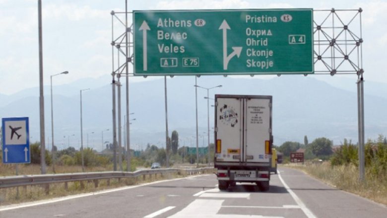 Rrugët e këqia, fajtore për rënien e tregtisë Maqedoni-Kosovë