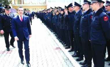 Tahiri në Vlorë: Policia e Shtetit, pranë qytetarit