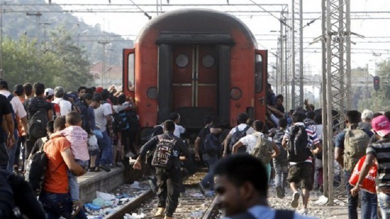 Të punësuar në Hekurudhat e Maqedonisë kanë trafikuar refugjatë