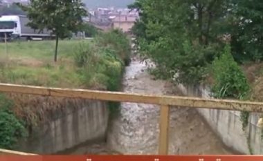 Përmbytje dhe dëme tjera materiale nga reshjet intensive në rajonin e Pollogut