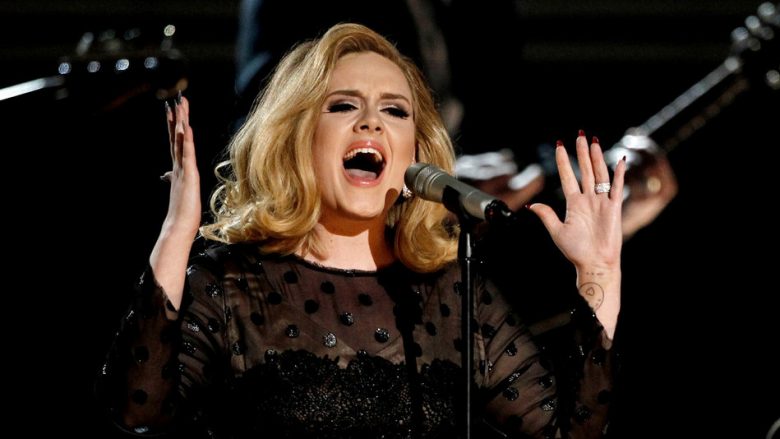 Shuma mahnitëse ditore që ka fituar Adele nga albumi i fundit