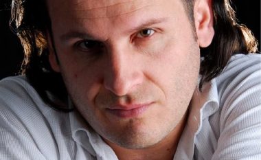 Avni Abazi bojkoton audicionin për aktorë të TKK-së, kërkon hetime dhe anulimin e konkursit