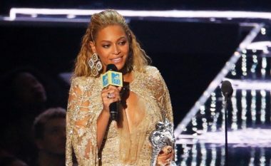 Beyonce, këngëtarja që fitoi më së shumti çmime në MTV Video Music Awards 2016! (Foto)