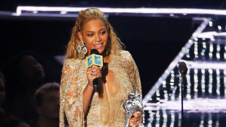 Beyonce, këngëtarja që fitoi më së shumti çmime në MTV Video Music Awards 2016! (Foto)