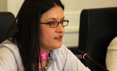 Valdete Bajrami ka një lutje për deputetin Ibishi: Voto kundër demarkacionit!