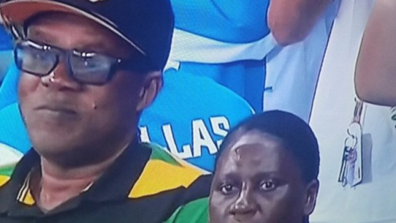 Usain Bolt fiton medaljen e radhës, por reagimi i nënës së tij bën xhiro në internet (Video)