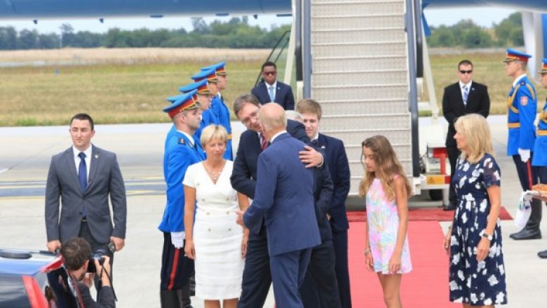 Biden mbërrin në Beograd