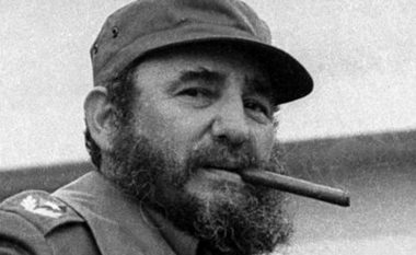 600 komplotet për të vrarë Fidel Kastron