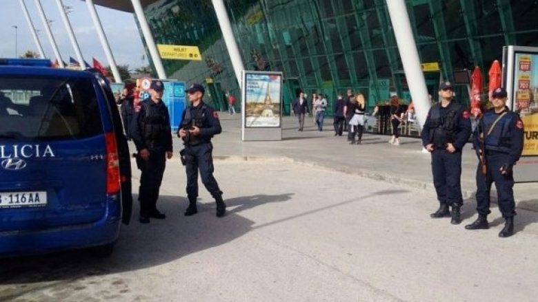 Arrestohet turku që u arratis nga Aeroporti i Rinasit