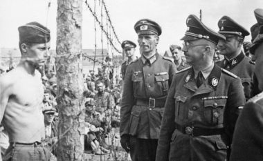 Me vulën e tij janë shfarosur miliona hebrenj – njihuni me krahun e djathtë të Hitlerit (Foto)