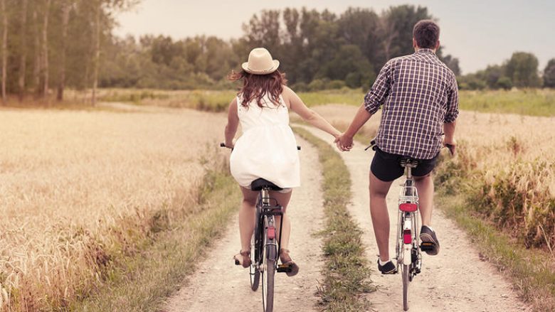 E konfirmon shkenca: Këto katër gjëra i kanë të përbashkëta çiftet e lumtura