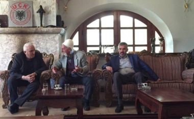 Rifat Jashari viziton Hilmi Haradinajn në Gllogjan (Foto)