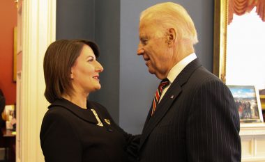 Biden kompliment Jahjagës: Po dukeni shumë bukur