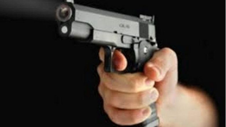 Kanosje me armë në Fushë Kosovë, arrestohen dy persona