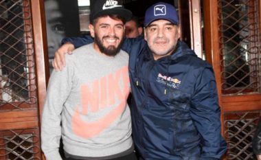 Maradona takon djalin jashtëmartesor, vjen darka e parë pas 30 vjetësh (Foto/Video)