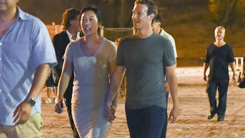 Mark Zuckerberg shijon pushimet romantike me gruan e tij në Romë (Foto)