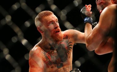 McGregor përgjak Diazin, e mposhtë në superduelin e UFC (Video)