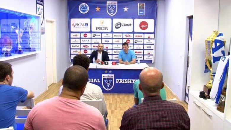 Peter Mijovic flet si trajner i Sigal Prishtinës