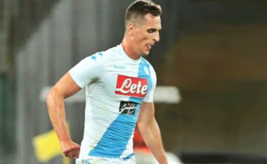 Napoli kalon në epërsi kundër Milanit (Video)