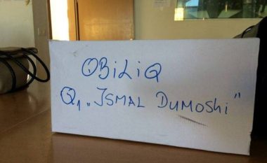 Testi i maturës pa rrymë në Shkollën “Ismajl Dumoshi” në Obiliq