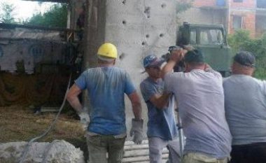 Objekti 30 metra i lartë në Tiranë, shembet me eksploziv (Video)