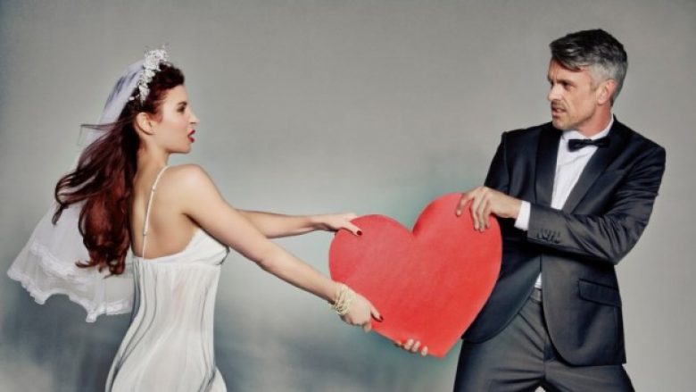 Planifikoni të martoheni: A keni menduar për kreditë, fëmijët, prindërit dhe TV-në?