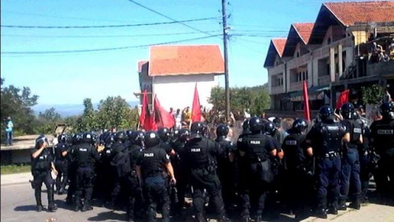 Epilogu i protestës në Mushtisht: 24 të arrestuar, katër policë dhe disa protestues të lënduar