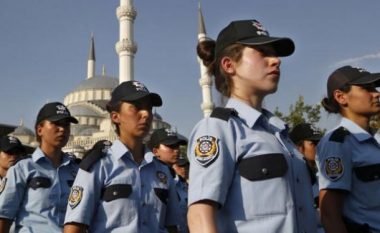 Turqia tash e tutje lejon policet të bartin shami