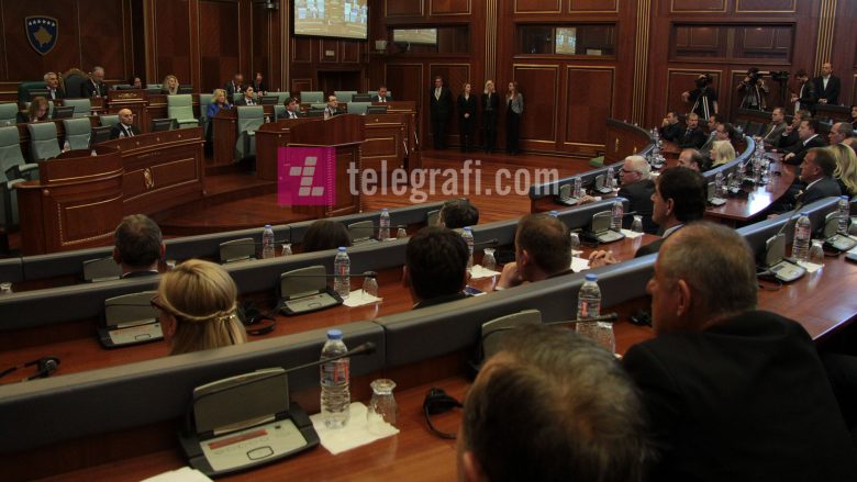 Kuvendi i thotë “Jo” propozimit të Listës Serbe për largimin e projektligjit për Trepçën nga rendi i ditës