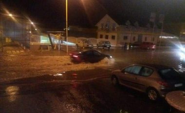 Serbia përfshihet nga stuhi të fuqishme shiu (Foto)