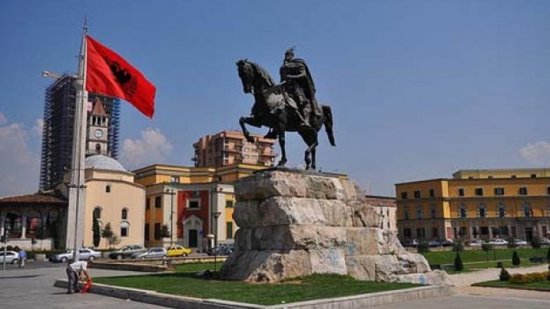 Tirana turistike, një destinacion që po rrit interesin e të huajve