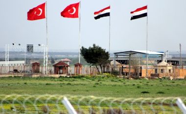 Turqia “zbutet” ndaj Assadit